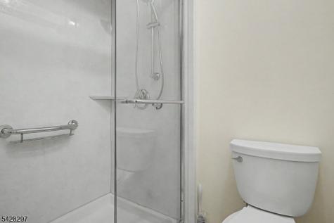 71 Bayberry Drive Franklin NJ 08873