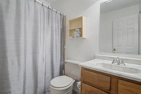 71 Bayberry Drive Franklin NJ 08873