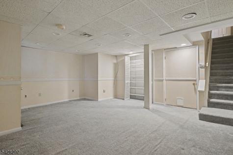 71 Bayberry Drive Franklin NJ 08873
