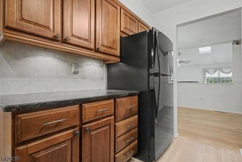 71 Bayberry Drive Franklin NJ 08873