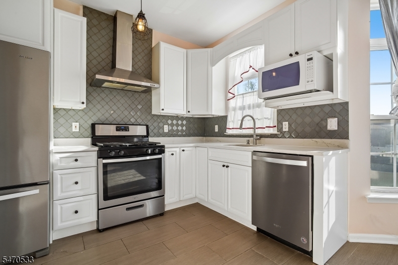 1166 New Brunswick Ave Apt101 Rahway NJ 07065