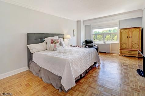 2 Claridge Drive 3lw Verona NJ 07044