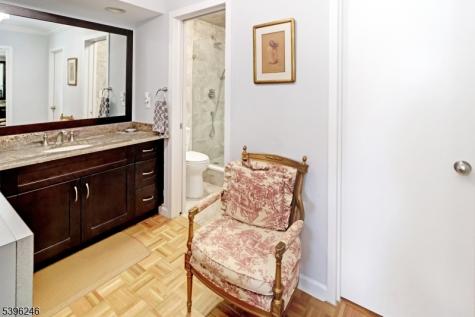 2 Claridge Drive 3lw Verona NJ 07044