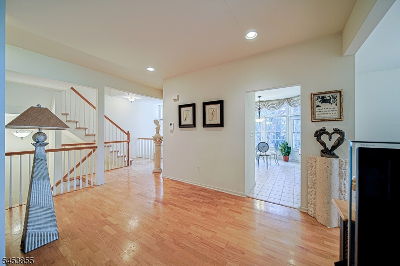 604 Turlington Court Livingston NJ 07039
