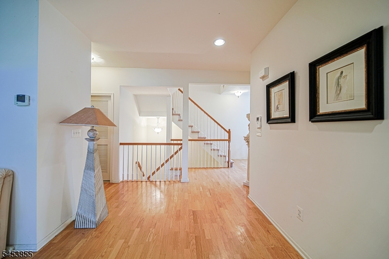 604 Turlington Court Livingston NJ 07039