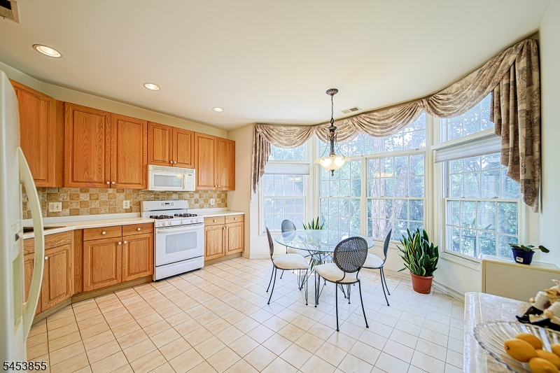 604 Turlington Court Livingston NJ 07039