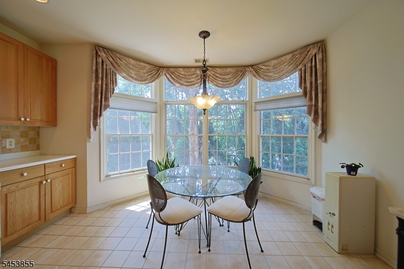 604 Turlington Court Livingston NJ 07039