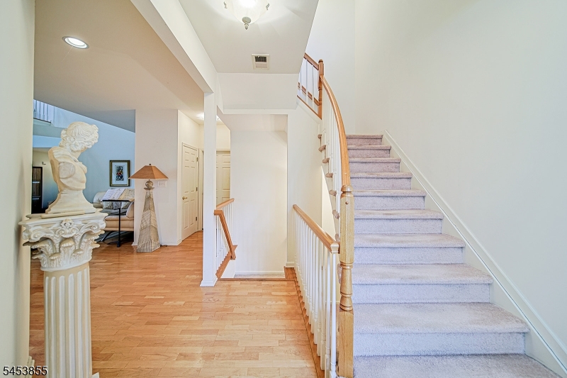 604 Turlington Court Livingston NJ 07039