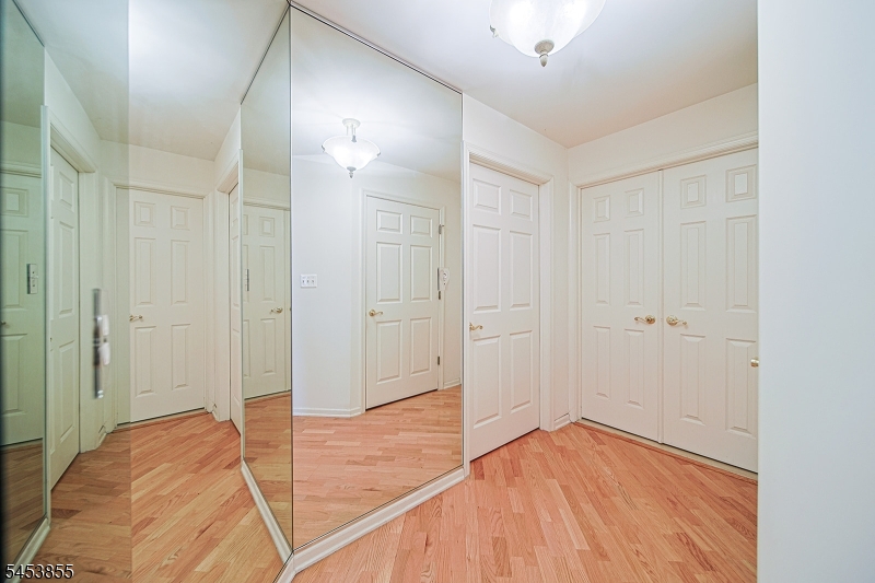 604 Turlington Court Livingston NJ 07039