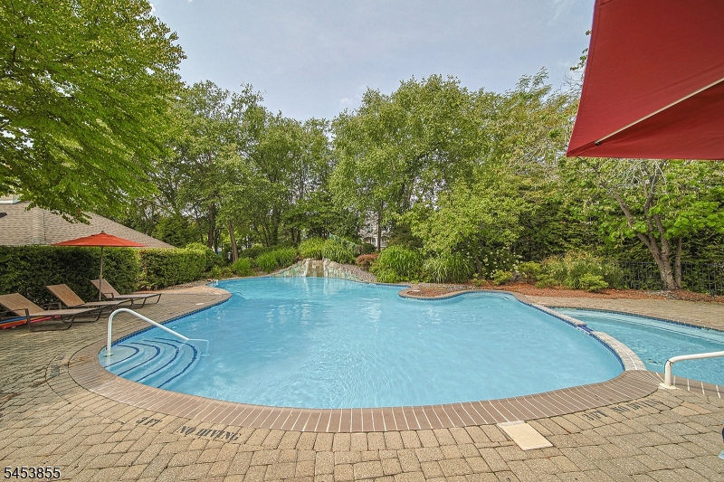 604 Turlington Court Livingston NJ 07039