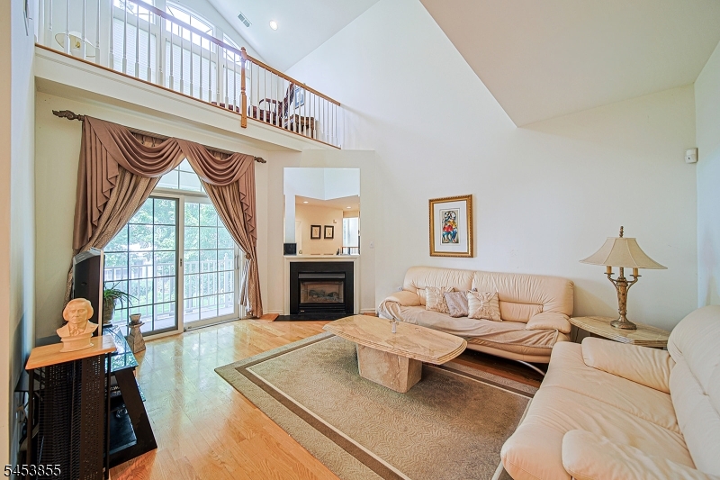 604 Turlington Court Livingston NJ 07039