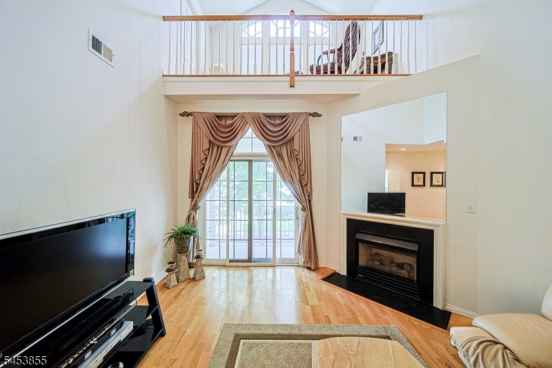 604 Turlington Court Livingston NJ 07039