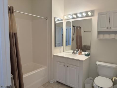 9411 Warrens Way Wanaque NJ 07465