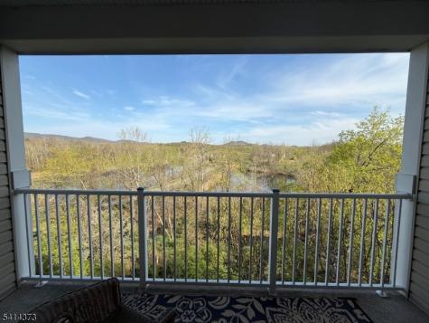 9411 Warrens Way Wanaque NJ 07465