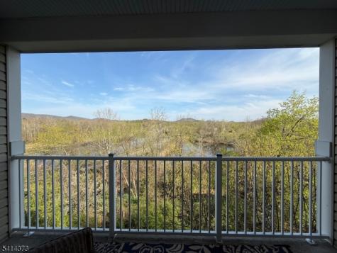 9411 Warrens Way Wanaque NJ 07465