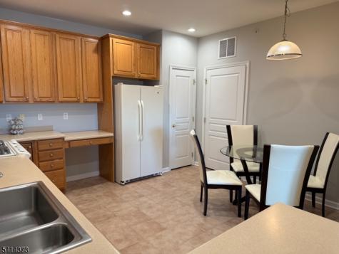 9411 Warrens Way Wanaque NJ 07465