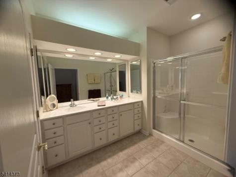 9411 Warrens Way Wanaque NJ 07465