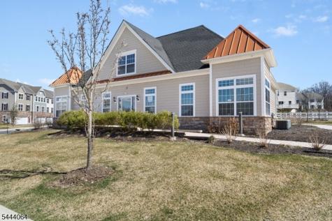 16 Marsh Way Mount Olive NJ 07828