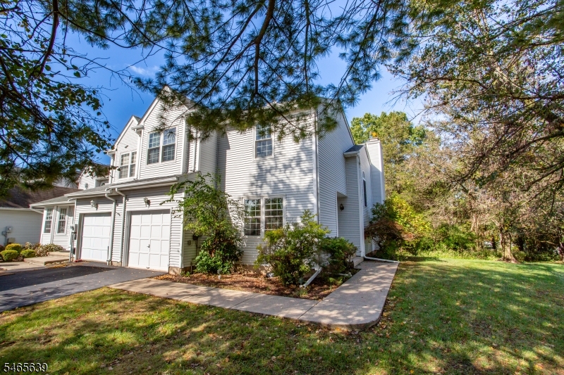 3 Munsee Trail Branchburg NJ 08876