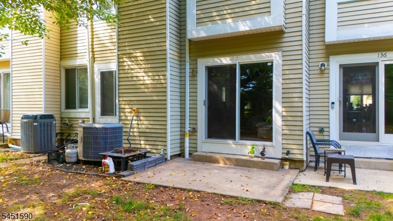 138 Stratford Court Hillsborough NJ 08844