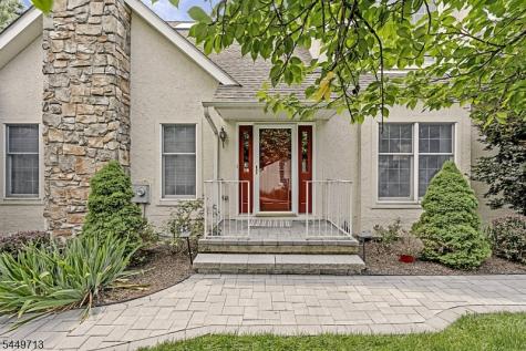 49 Georgetown Court Bernards NJ 07920
