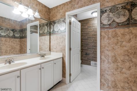 49 Georgetown Court Bernards NJ 07920