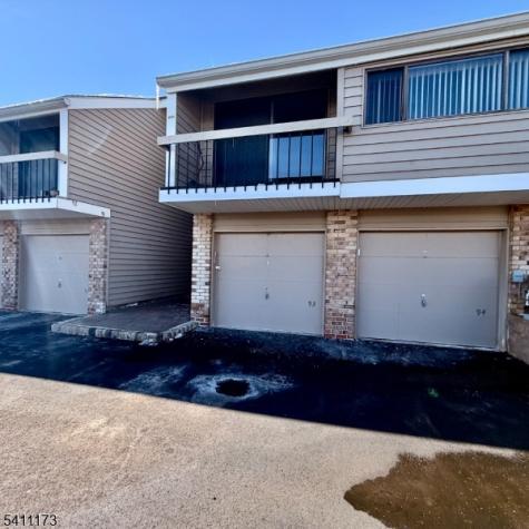 93 Overlook Drive Union NJ 08809