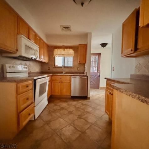 93 Overlook Drive Union NJ 08809