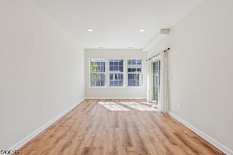 1 Periwinkle Lane Warren NJ 07059