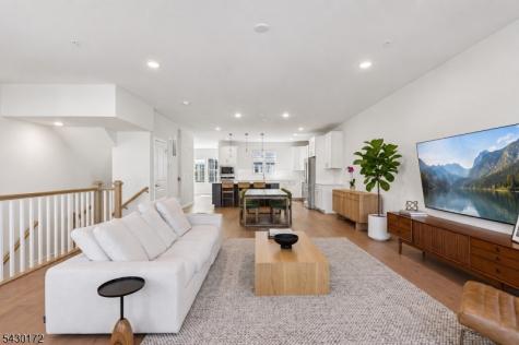 1 Periwinkle Lane Warren NJ 07059