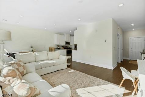 53 Veterans Way Morris Plains NJ 07950