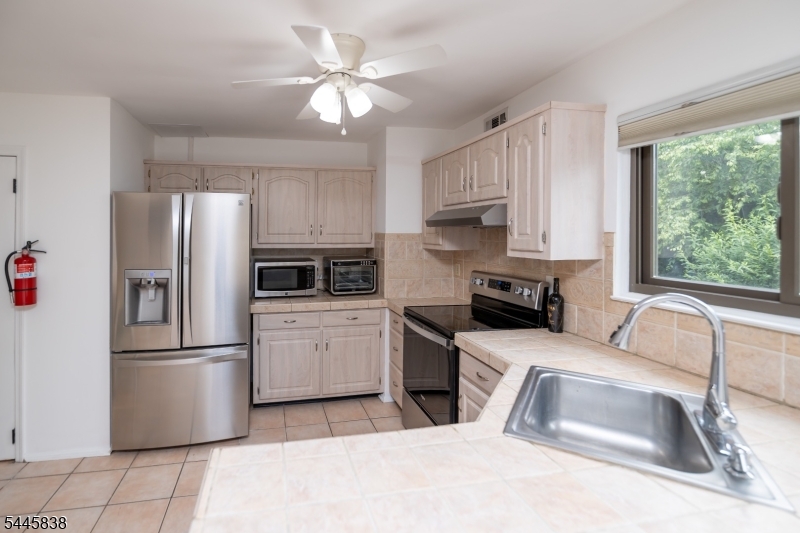 13229 Dell Place Stanhope NJ 07874