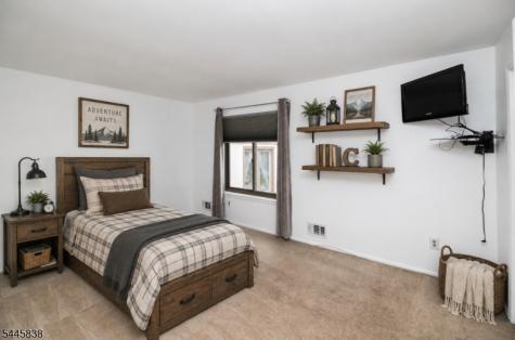 13229 Dell Place Stanhope NJ 07874