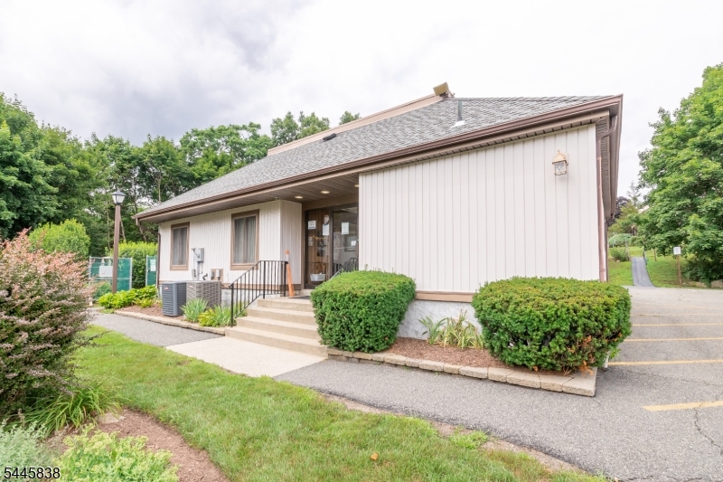 13229 Dell Place Stanhope NJ 07874