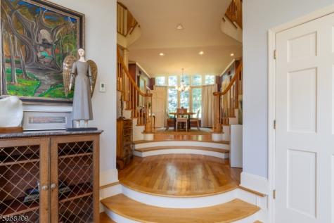 12 Kips Ridge Montclair NJ 07044