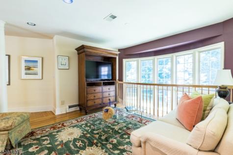 12 Kips Ridge Montclair NJ 07044