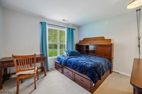 116 Wallace Court Green Brook NJ 08812