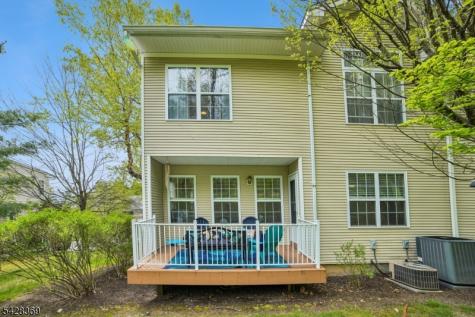 116 Wallace Court Green Brook NJ 08812