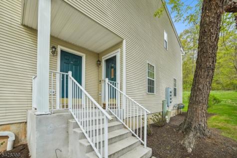 116 Wallace Court Green Brook NJ 08812