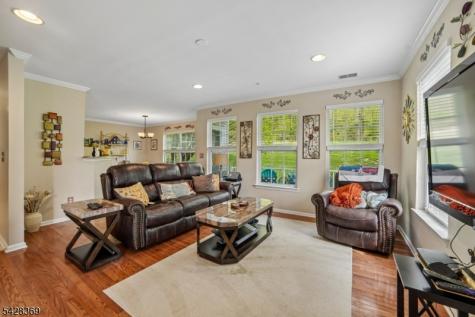 116 Wallace Court Green Brook NJ 08812