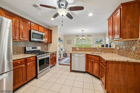 116 Wallace Court Green Brook NJ 08812