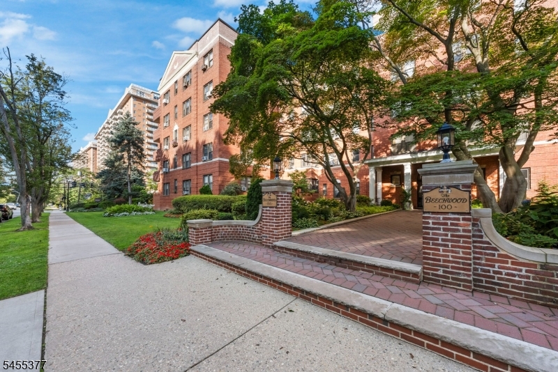 100 Prospect Avenue Hackensack NJ 07601
