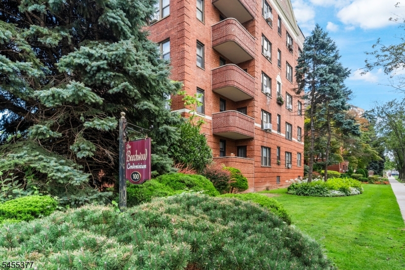 100 Prospect Avenue Hackensack NJ 07601