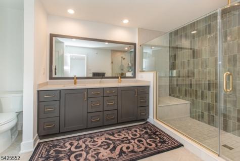 15 Cinnamon Drive Upper Saddle River NJ 07458