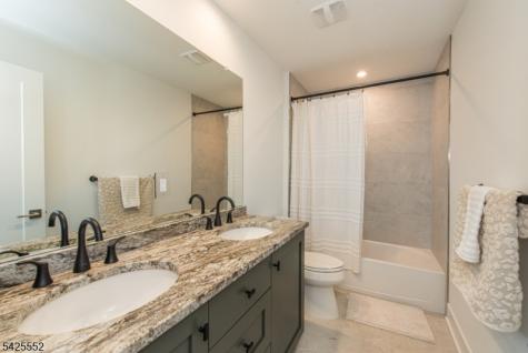 15 Cinnamon Drive Upper Saddle River NJ 07458