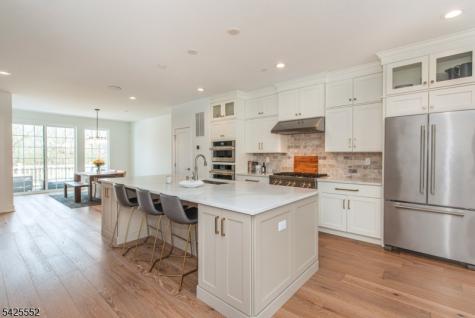 15 Cinnamon Drive Upper Saddle River NJ 07458