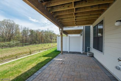 15 Cinnamon Drive Upper Saddle River NJ 07458