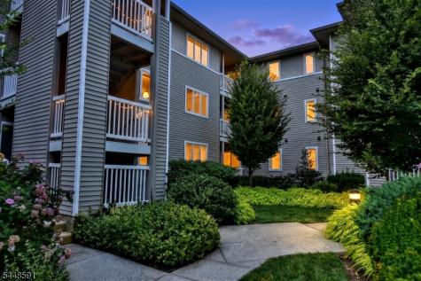 125 Orchard Park Allendale NJ 07401