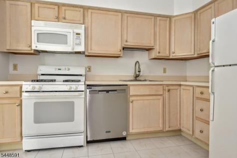 125 Orchard Park Allendale NJ 07401
