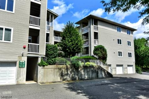 125 Orchard Park Allendale NJ 07401